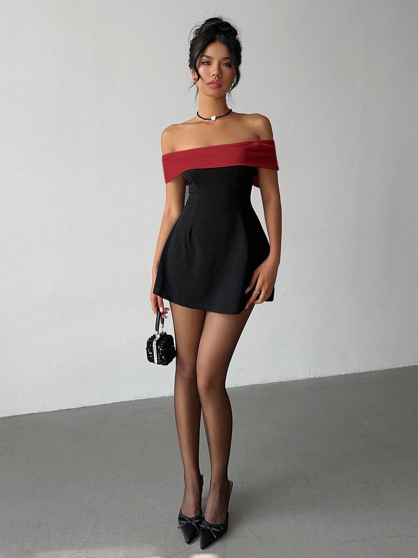 Off-Shoulder Bow Detail Dress for Graduation and Special Occasions