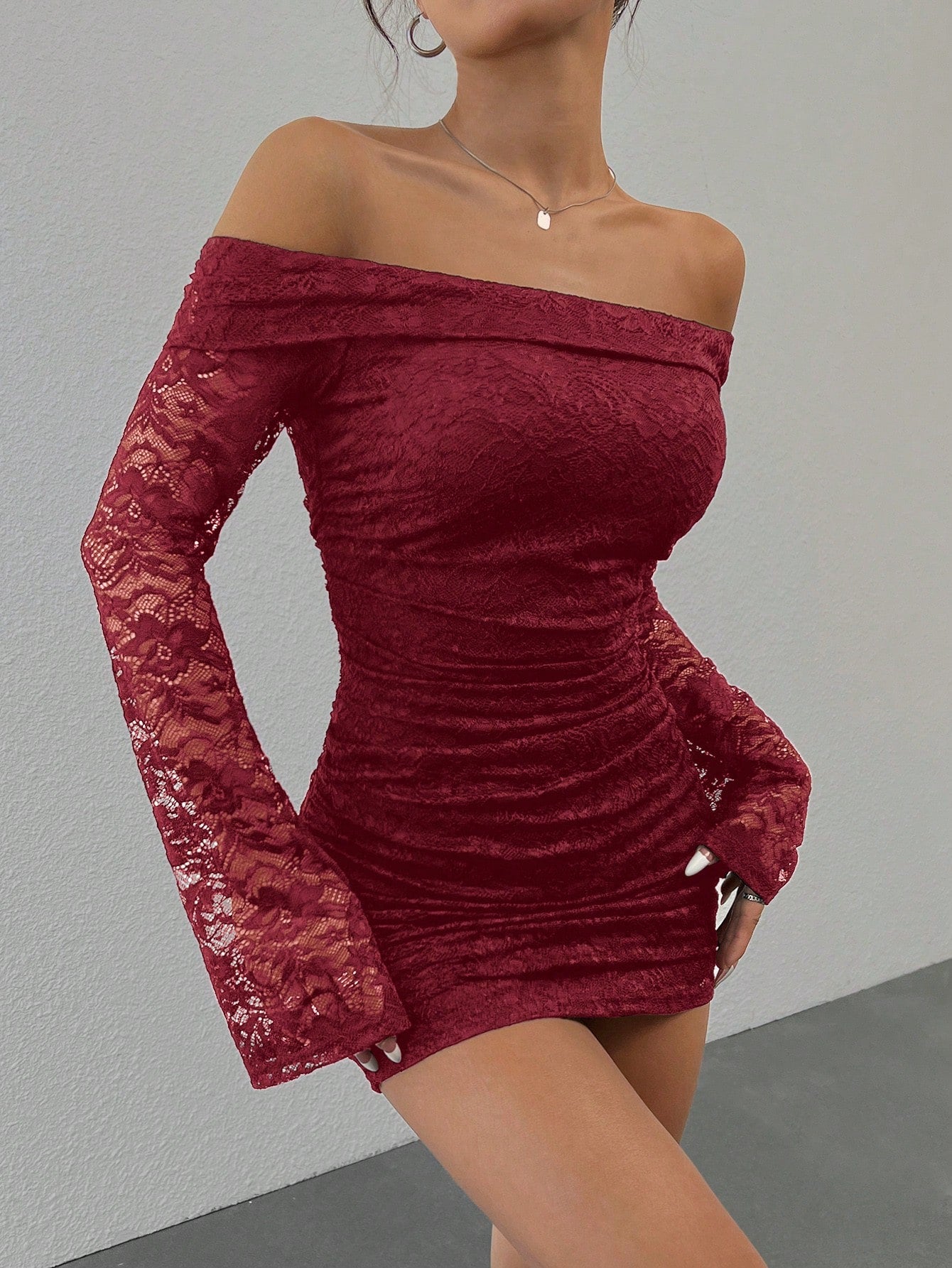 Contrast Lace Off-Shoulder Bodycon Dress for Summer Events
