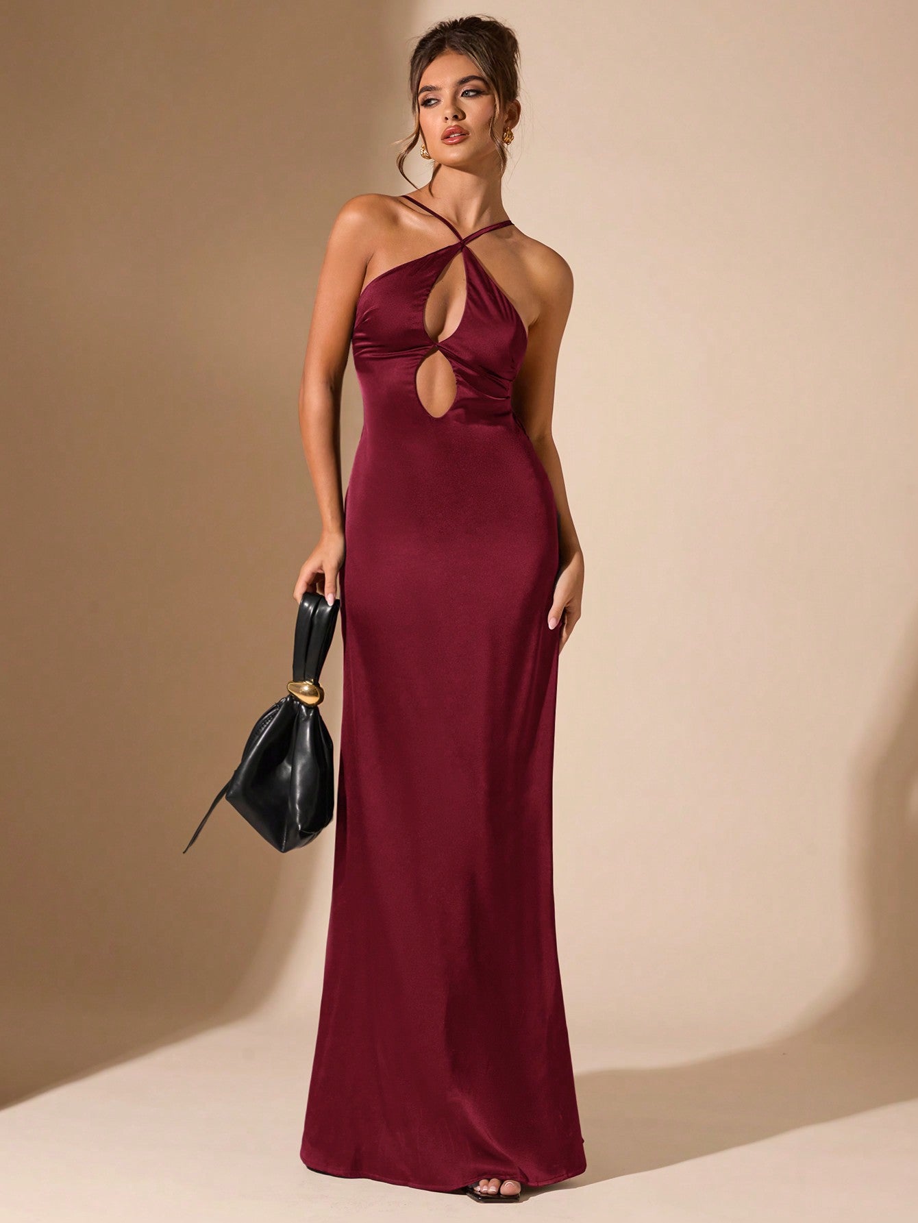 Minimalist Halter Neck Backless Maxi Dress for Graduation, Formal, Cocktail, and Wedding Guest Occasions