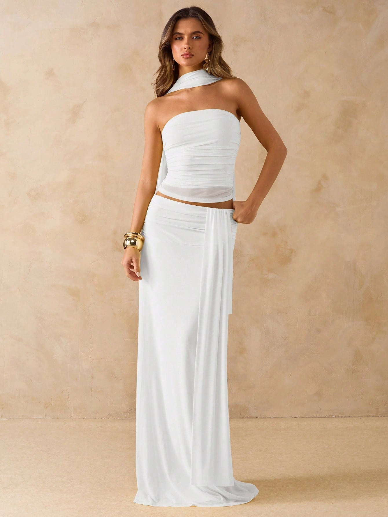 2-Piece Pleated Bandeau Top and Low-Waist Pleated Flounce Maxi Skirt Set in Mesh Fabric for Beach and Vacation Wear