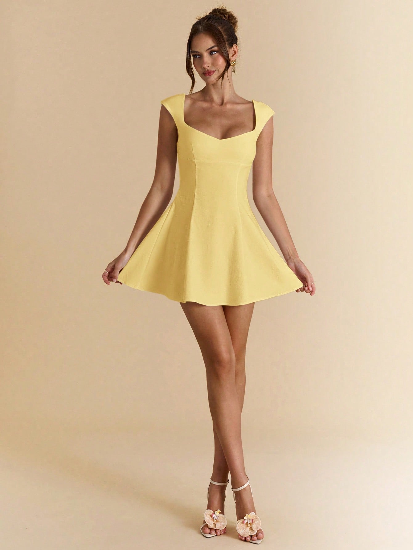 Square Neck Open Back Flowy Dress for Spring and Summer Wear