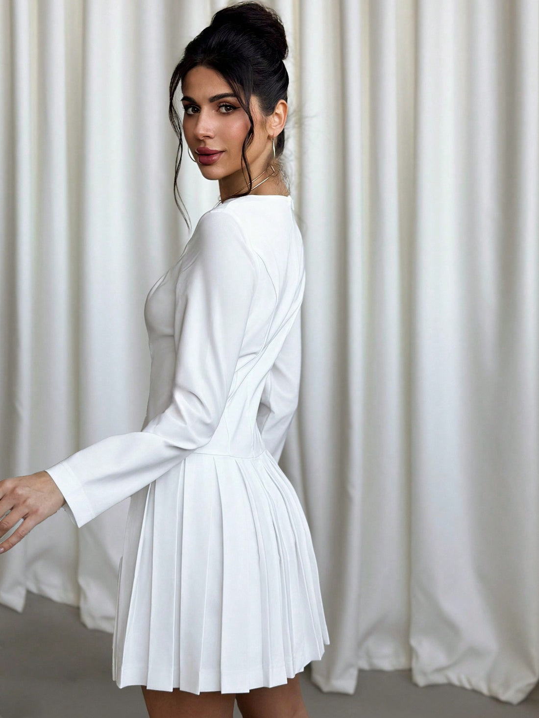 Women’s Woven Fabric A-Line Mini Dress, Long Sleeve Round Neck Design, Pleated Hem Detail, 1 Piece, For Work and Daily Wear