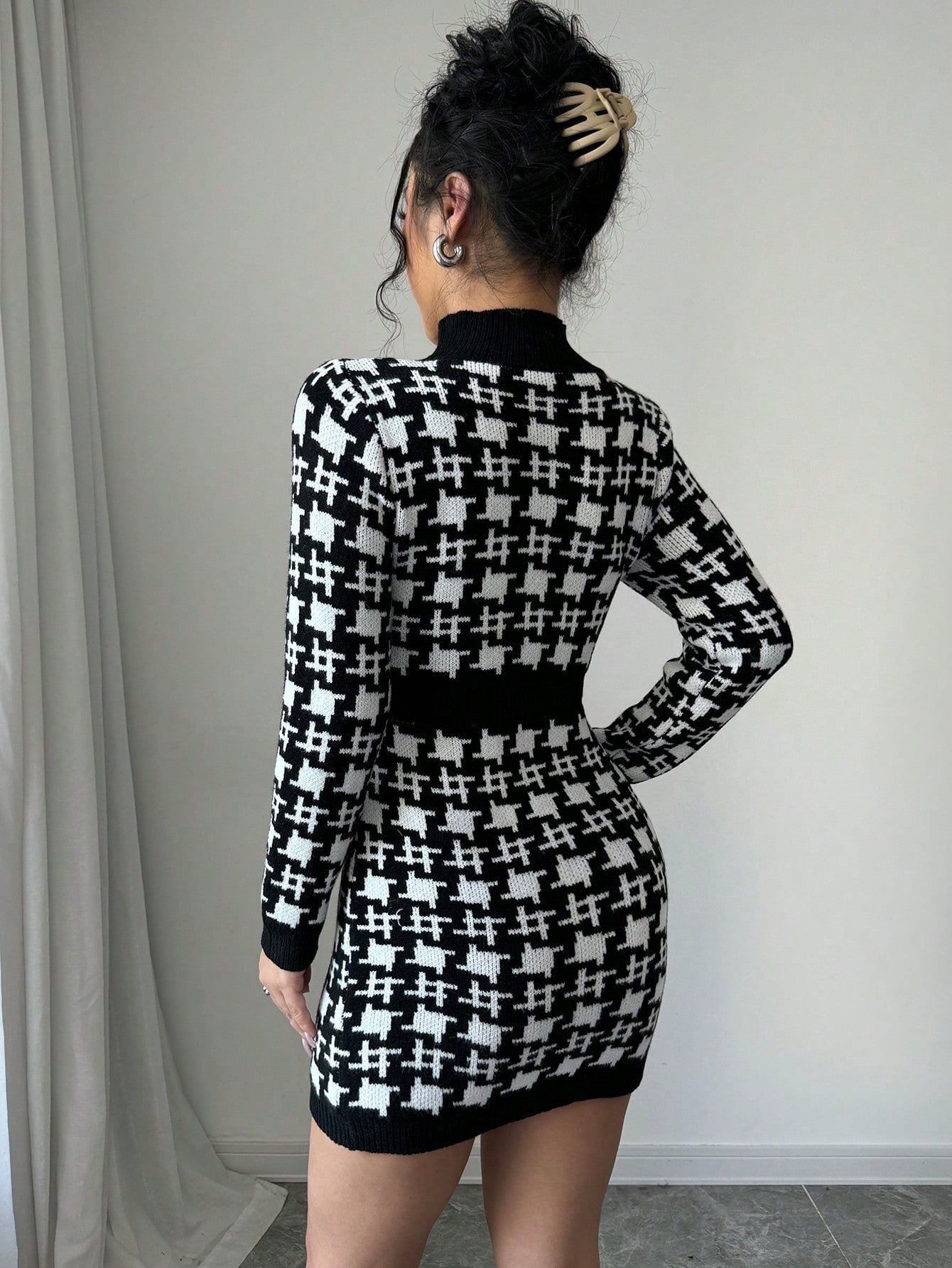 Women’s Knit Fabric Sweater Dress, Long Sleeve Round Neck Design, 1 Piece, For Autumn and Winter Wear