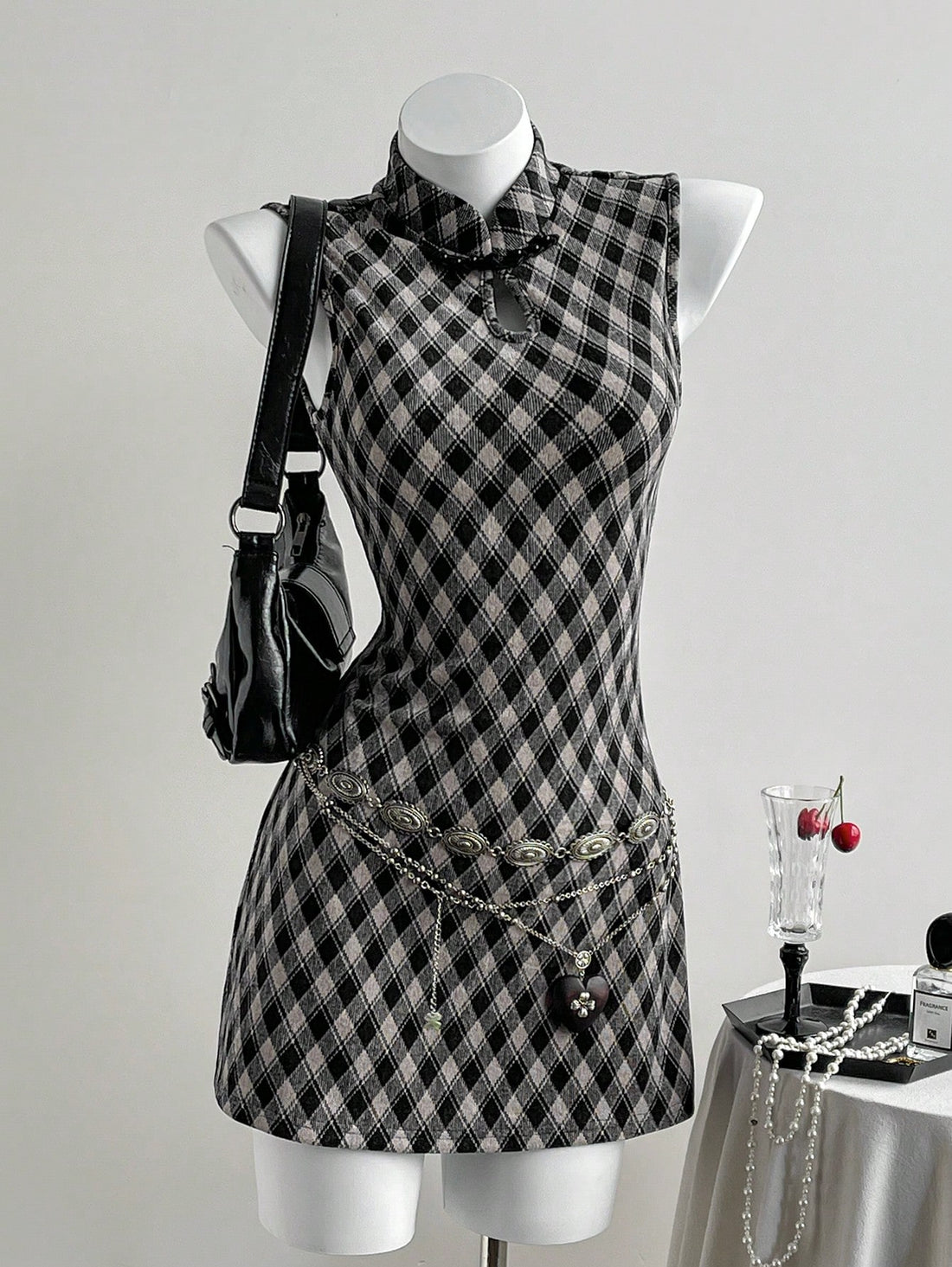 Women’s Knit Fabric Sleeveless Mini Dress, Mandarin Collar Design with Waist Detail, Plaid Pattern, 1 Piece, For Commuting and Daily Wear