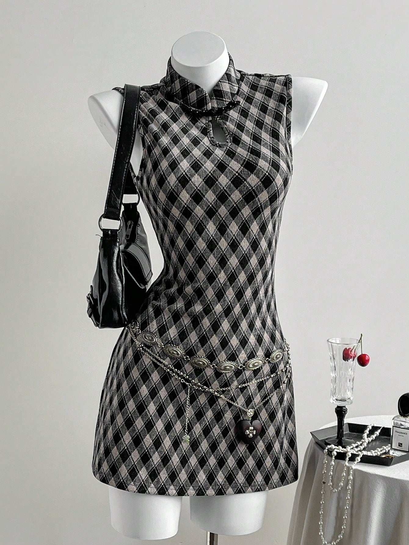 Women’s Knit Fabric Sleeveless Mini Dress, Mandarin Collar Design with Waist Detail, Plaid Pattern, 1 Piece, For Commuting and Daily Wear