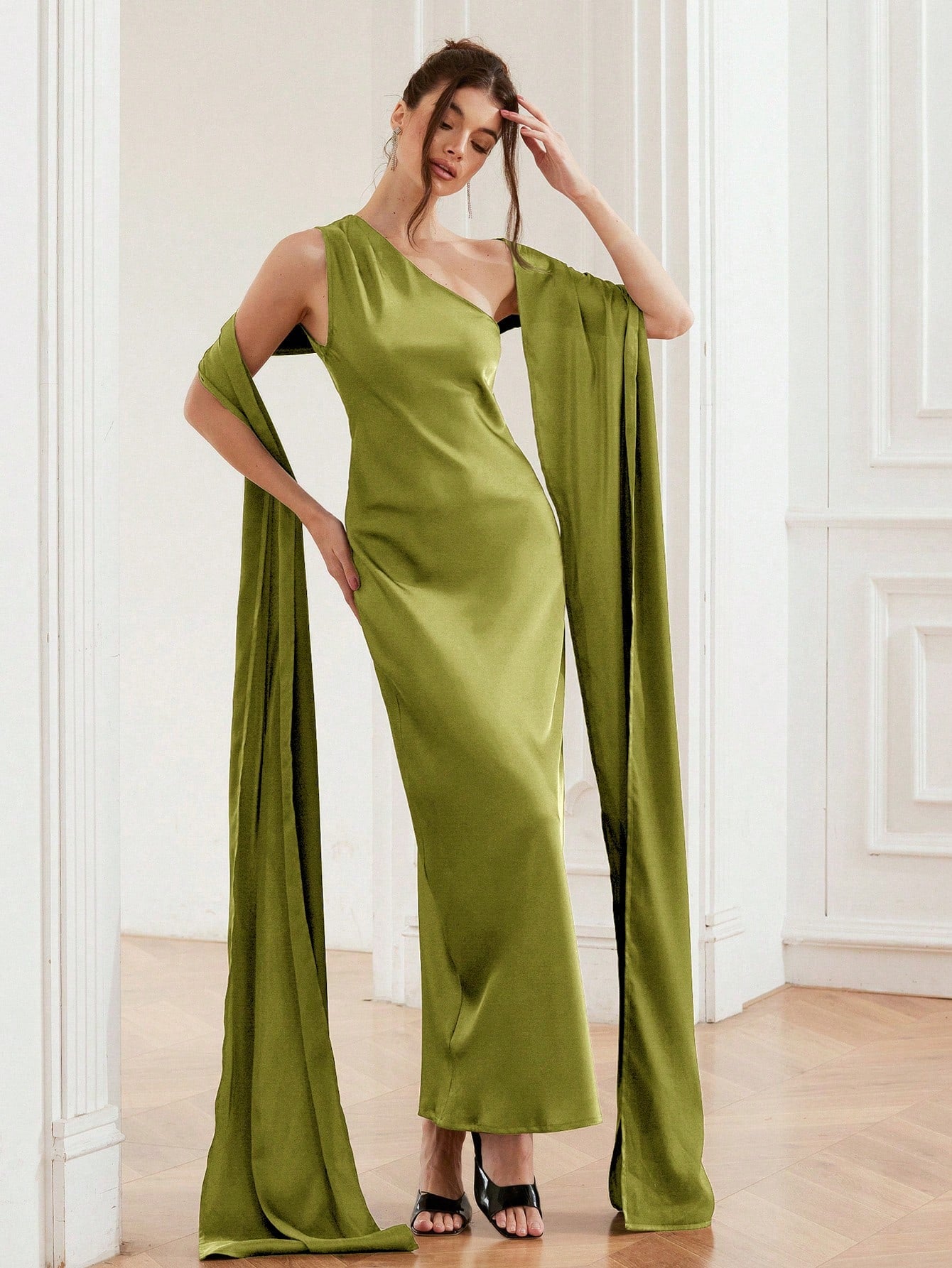 Satin Wrap Collar Sleeveless Oblique Shoulder Dress for Spring and Summer Occasions