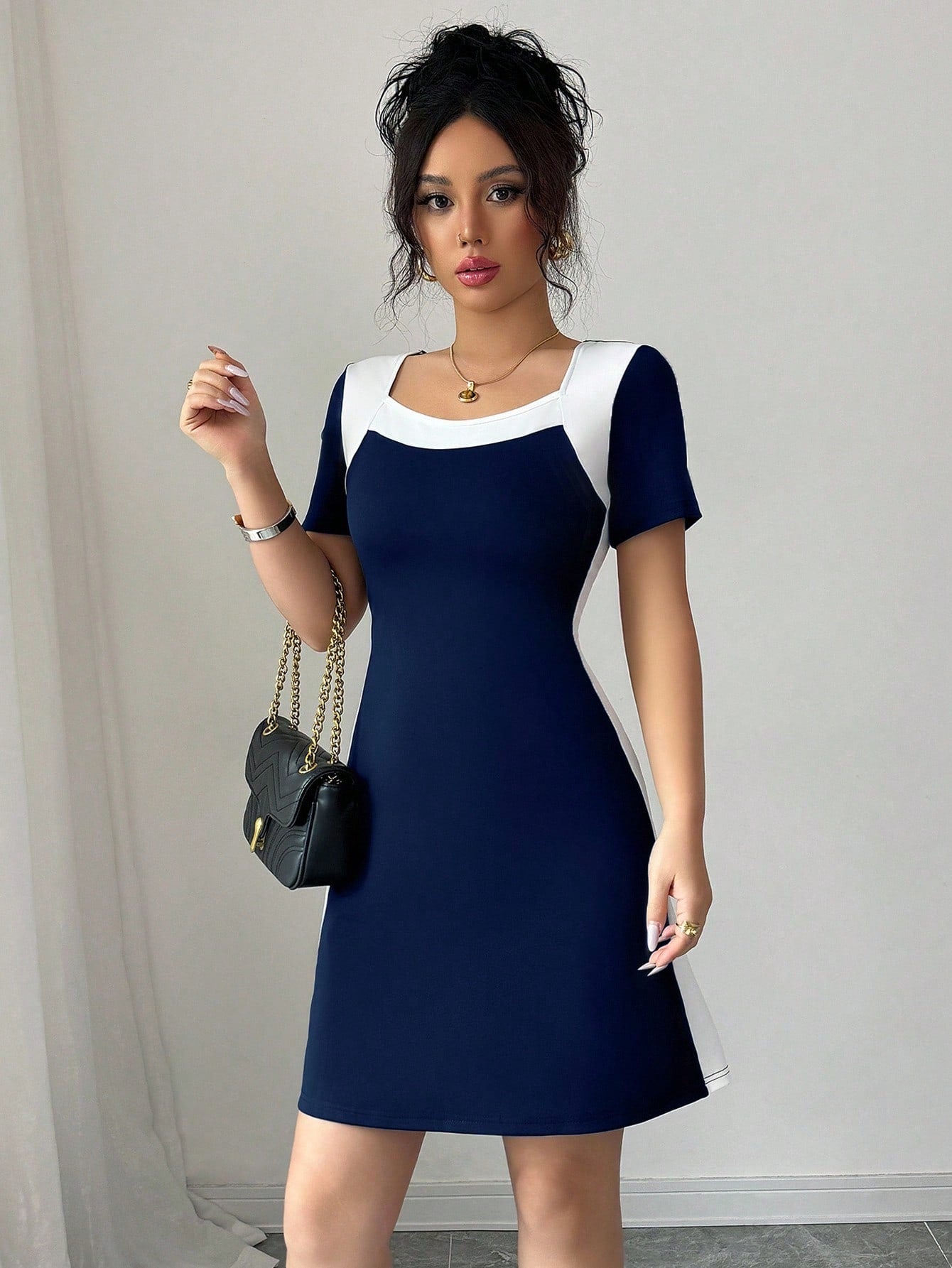 Women’s Woven Fabric Short Sleeve Dress, Square Neck Design, 1 Piece, For Spring and Summer Wear