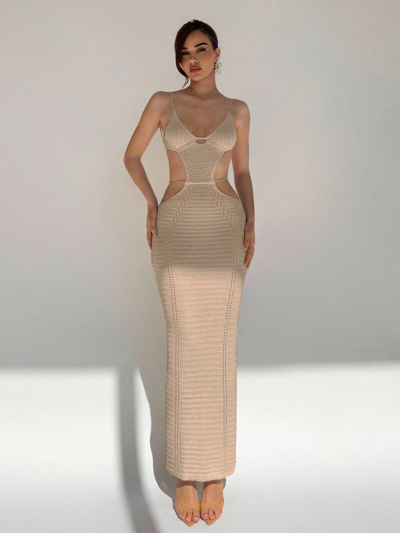 Sleeveless Knitted Slim Fit Sweater Dress with U-Neck and Hollow-Out Detail for Casual Wear