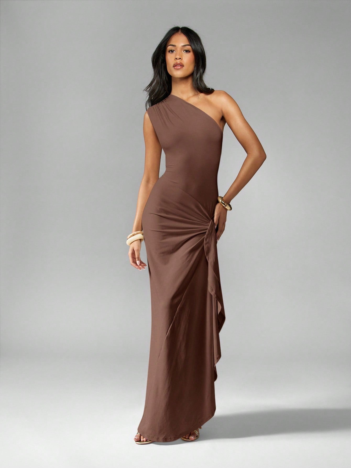 One-Shoulder Draped Evening Gown with Ruched Side Split for Formal Events and Parties