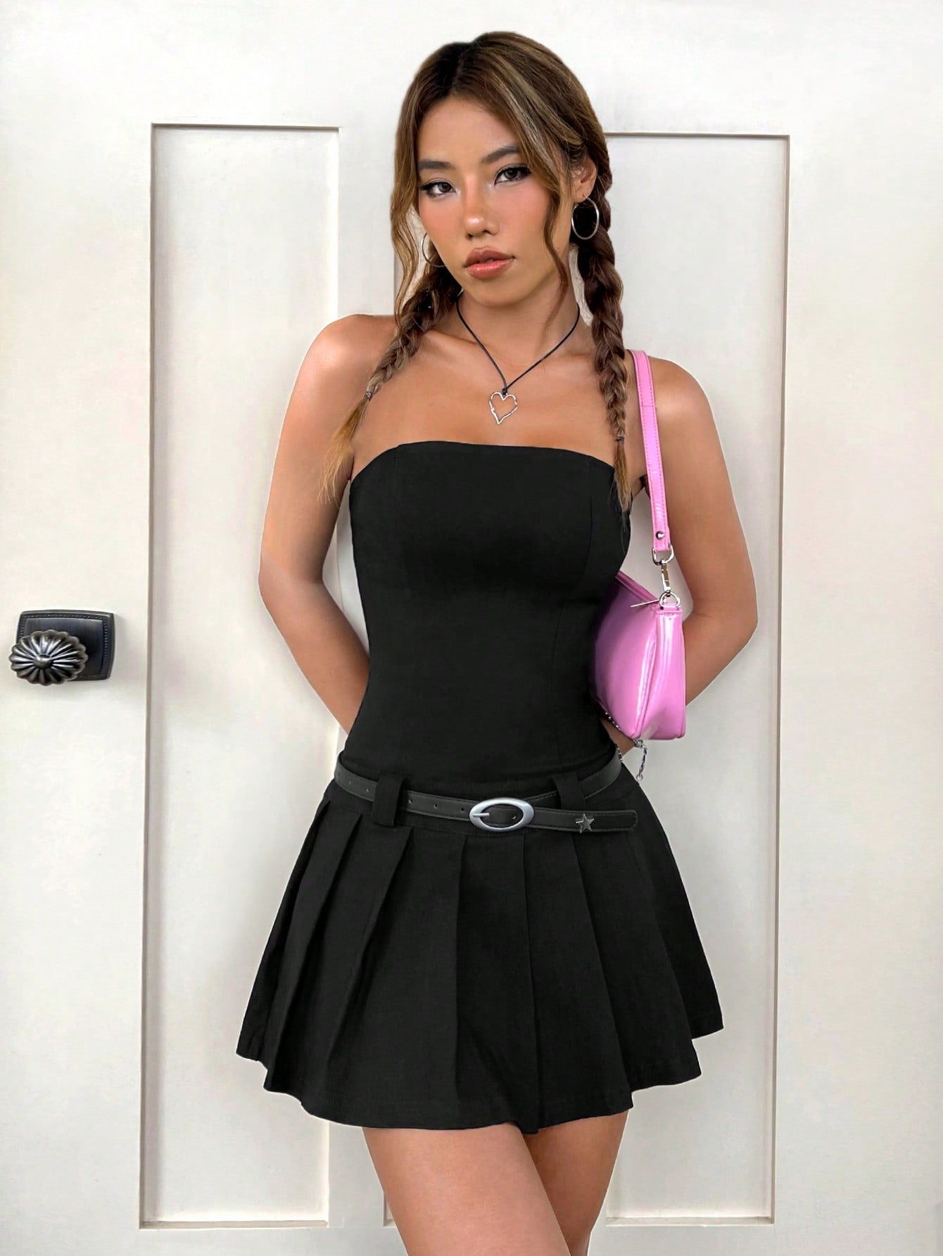 Solid Color Mini Dress Black Color Single Piece Pleated Hem Design For Daily Styling