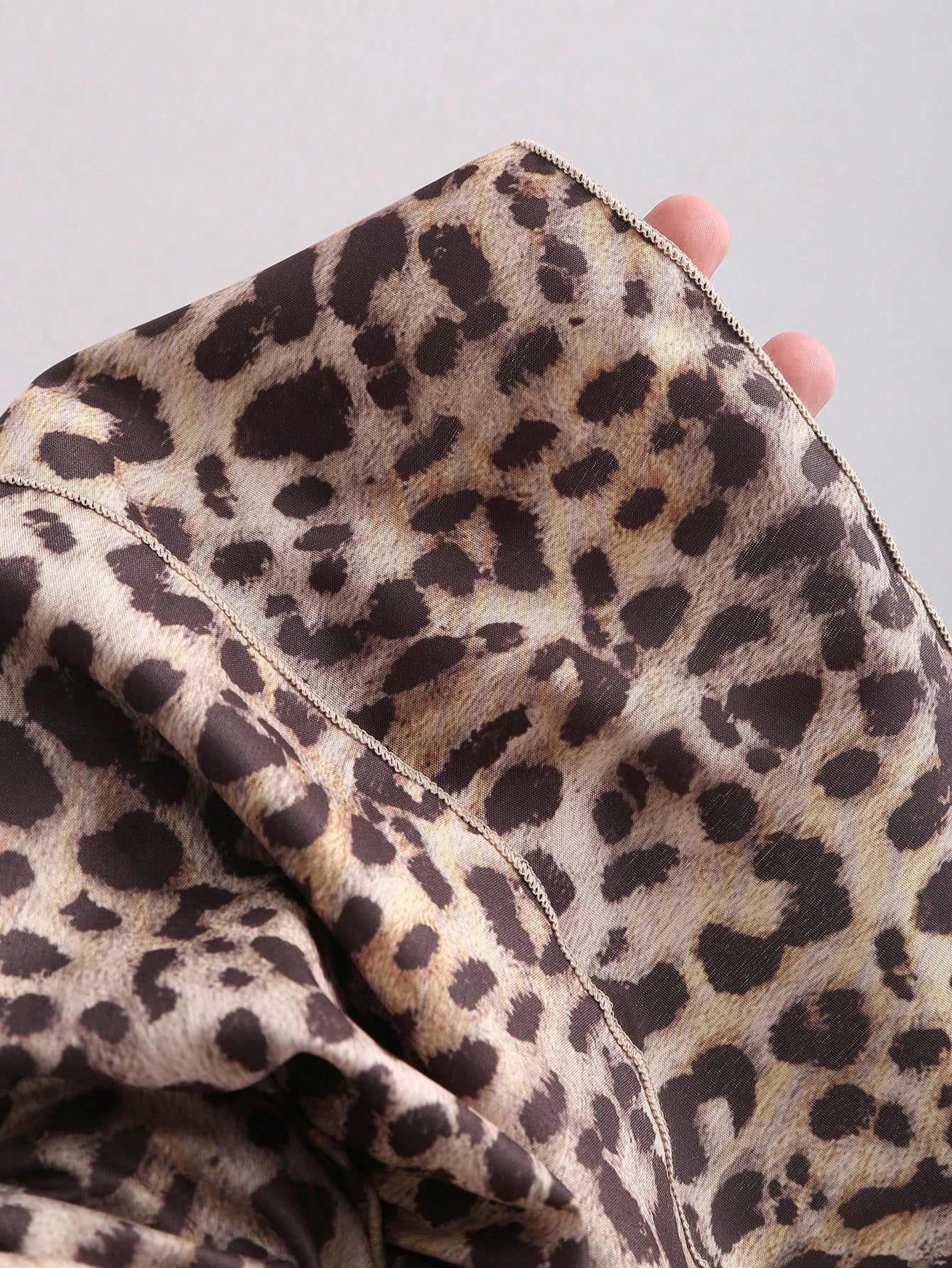 Leopard Pattern Mini Dress Neutral Color Single Piece V Neck Design For Daily Styling