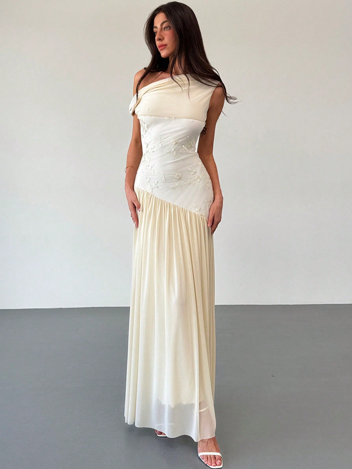 Off-Shoulder Contrast Color Mesh Floral Embroidered Asymmetric Hem Maxi Stretch Dress for Summer and Spring Occasions