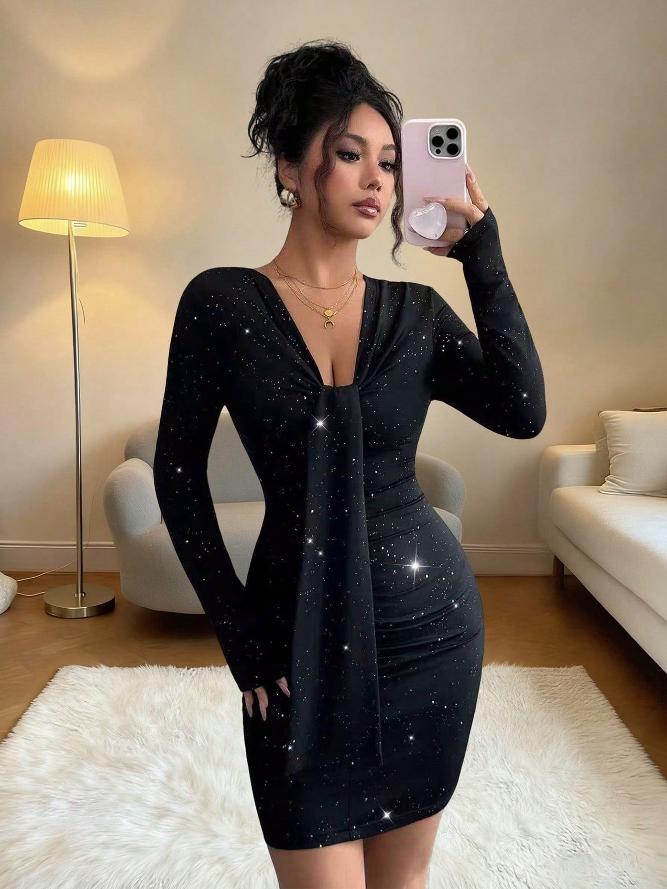 V-Neck Long Sleeve Bodycon Mini Dress for Daily and Party Occasions