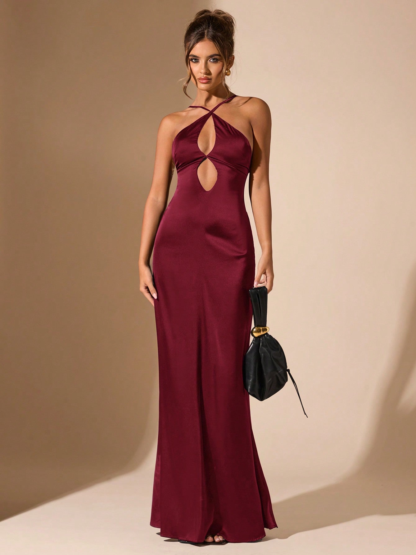 Minimalist Halter Neck Backless Maxi Dress for Graduation, Formal, Cocktail, and Wedding Guest Occasions