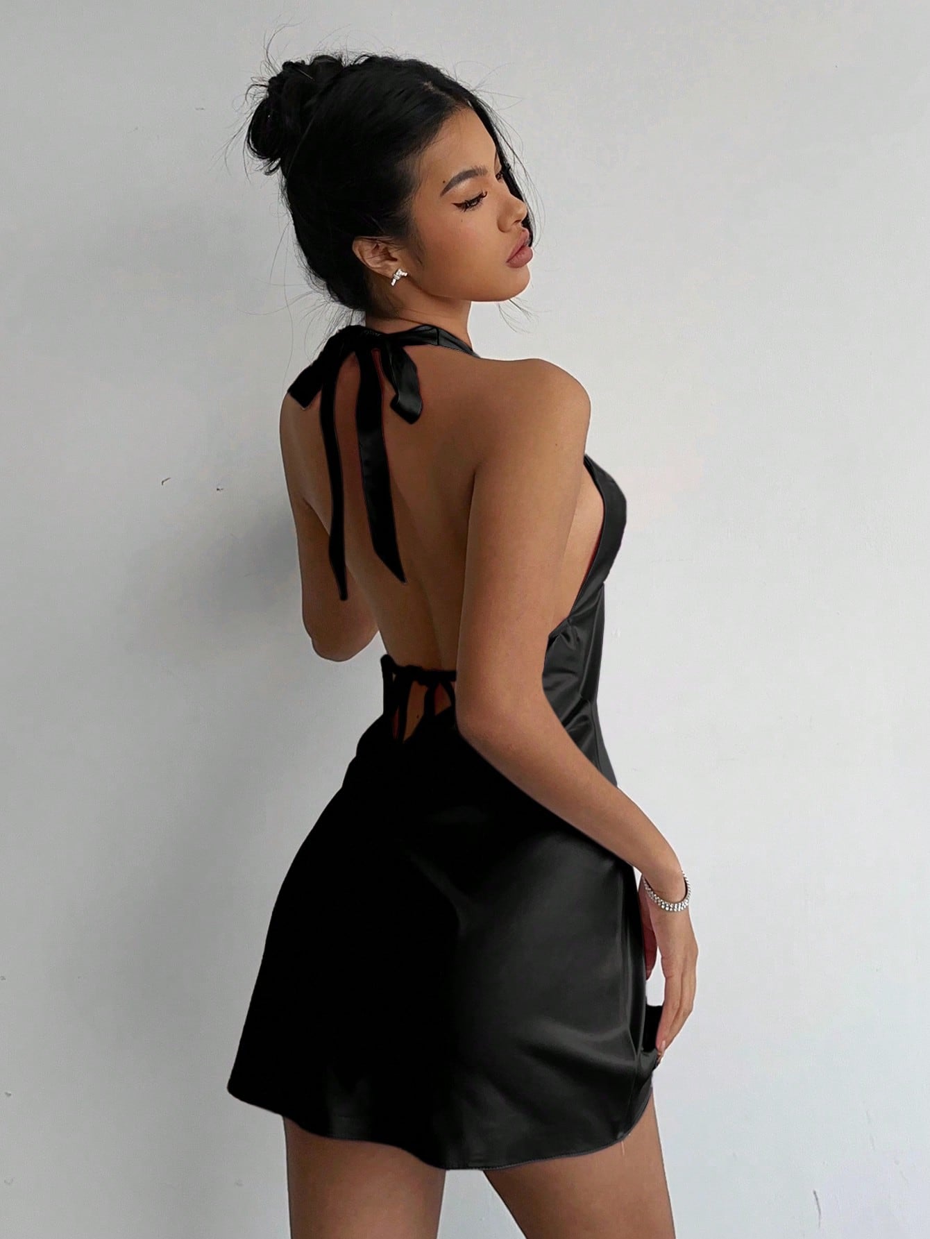 Backless Tie Elegant Mini Dress in Pink for Spring and Summer Occasions