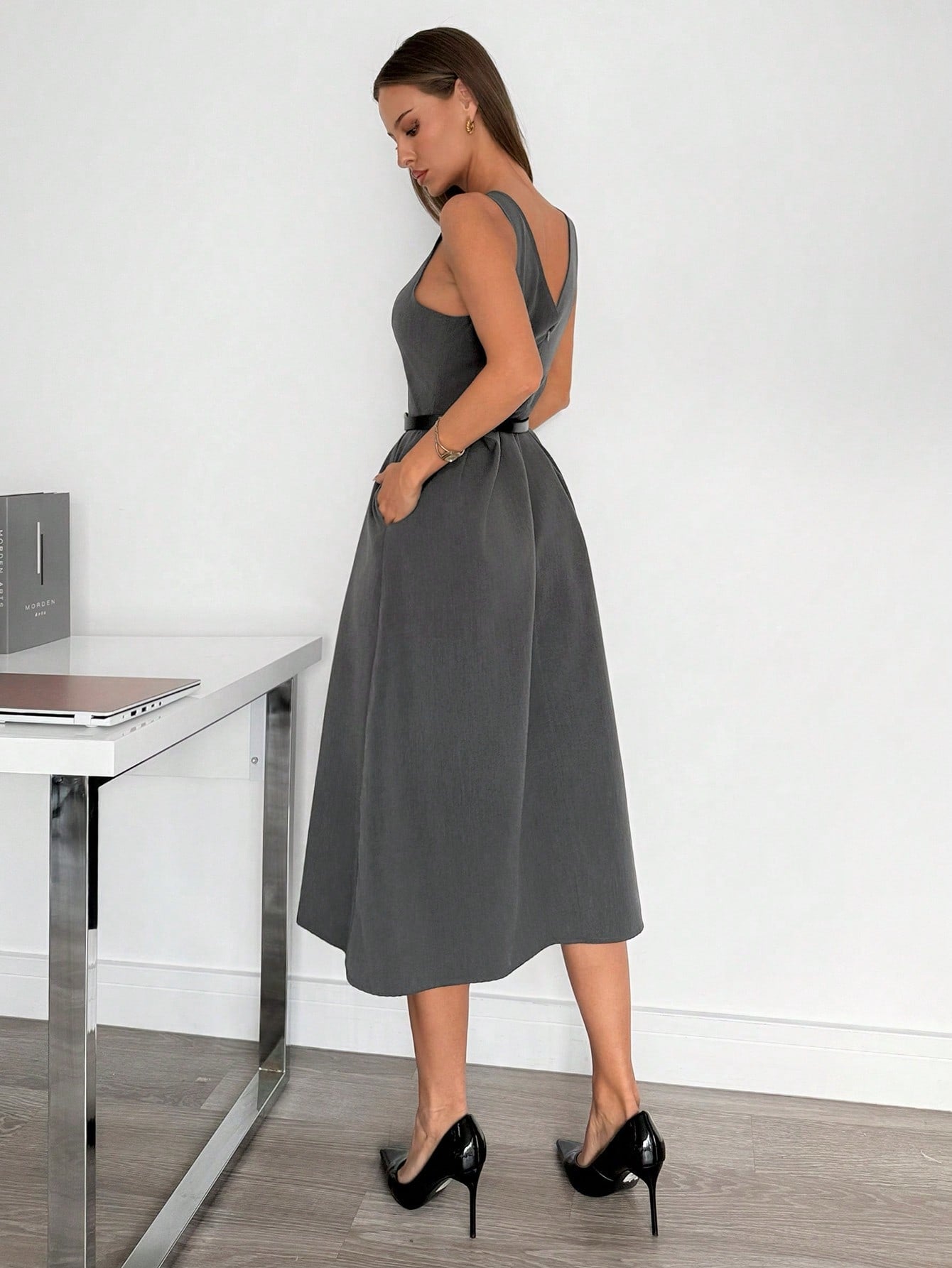 Women’s Woven Fabric Midi Dress, Sleeveless A-Line Design with Pocket Detail, 1 Piece, For Business Casual Wear